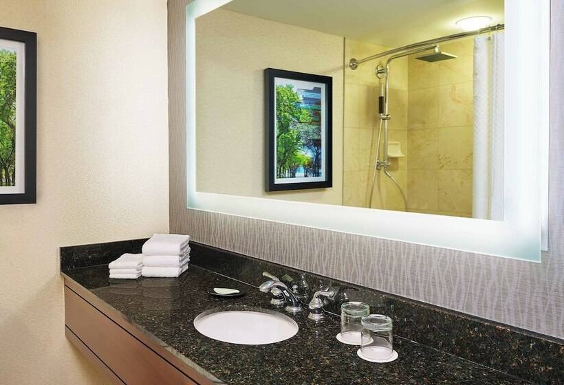 Номер Клуб, The Westin Michigan Avenue Chicago