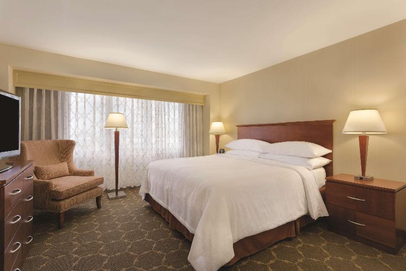 프리미엄 스위트, Embassy Suites Hotel Denver Tech Center