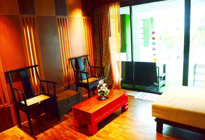 Полулюкс, S A F E Residence Patong