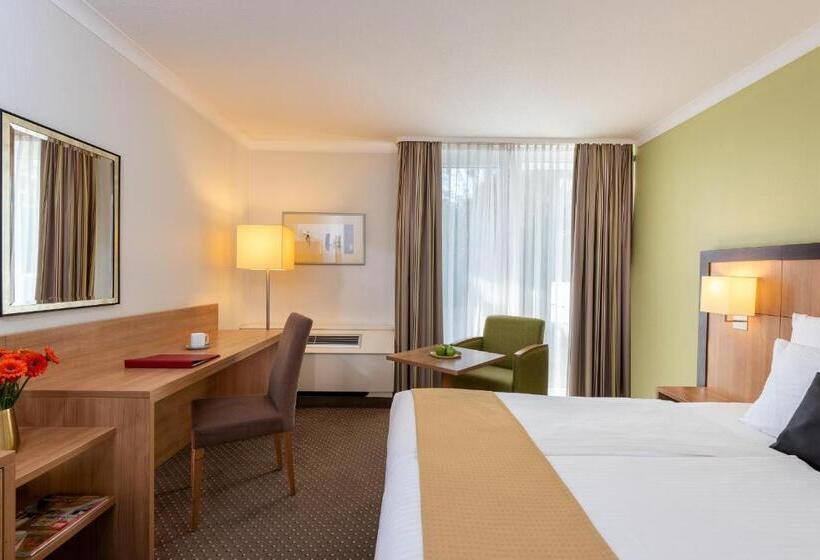Номер Superior, Leonardo Hotel Düsseldorf Airport Ratingen