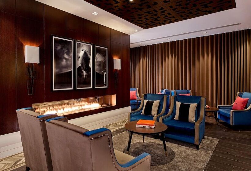 Номер Клуб, Sheraton Heathrow