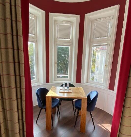 Quarto Premium, Villa Carlton   Adults Only