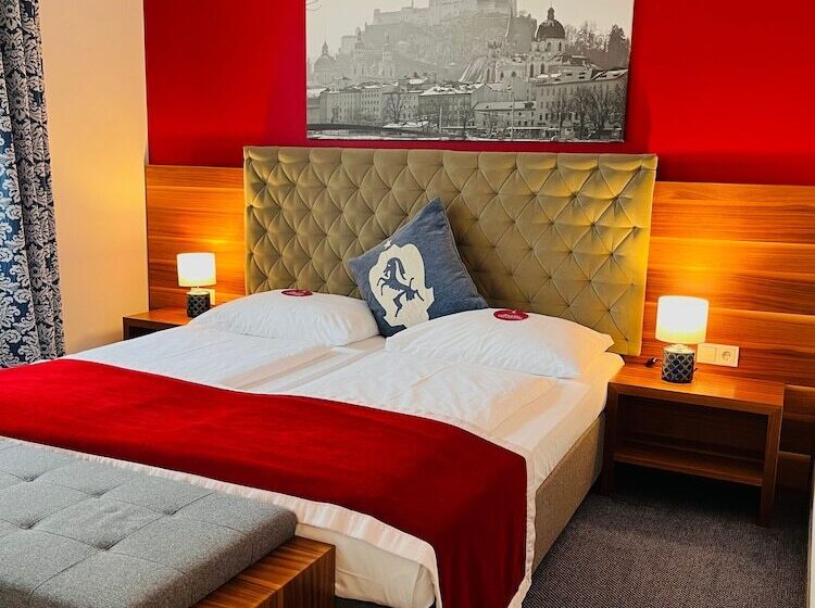 Quarto Comfort, Villa Carlton   Adults Only
