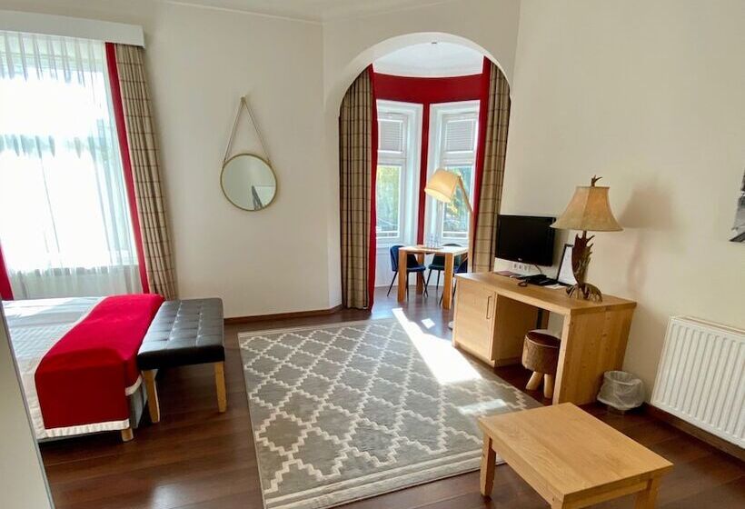 Quarto Premium, Villa Carlton   Adults Only