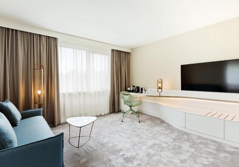 스위트, Austria Trend Hotel Bosei Wien