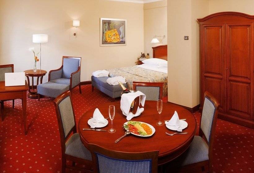 اتاق سوپریور, Best Western Premier Hotel Astoria