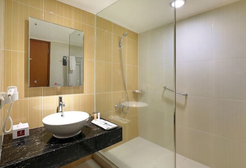 Quarto deluxe, Artotel Gelora Senayan Jakarta