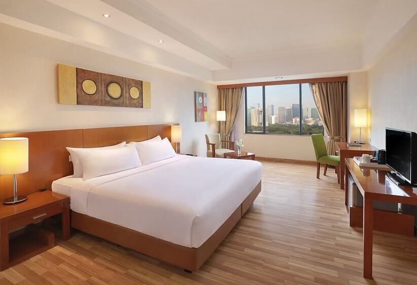 Номер Deluxe, Artotel Gelora Senayan Jakarta