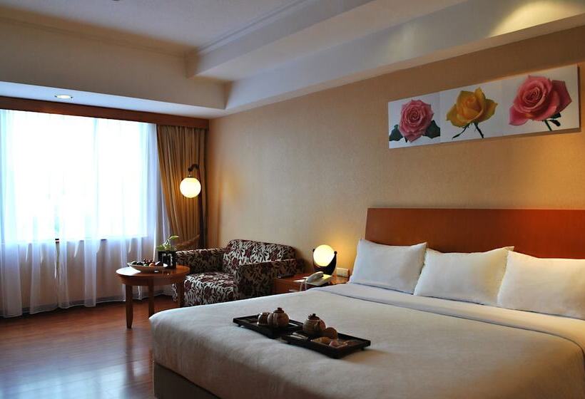 Номер Executive, Artotel Gelora Senayan Jakarta