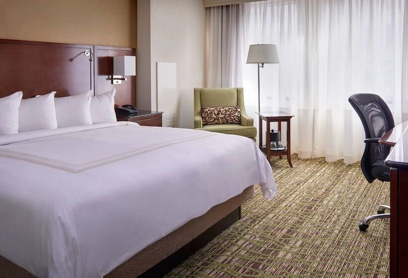 장애인을 위한 스탠다드 룸, Cleveland Marriott Downtown At Key Tower