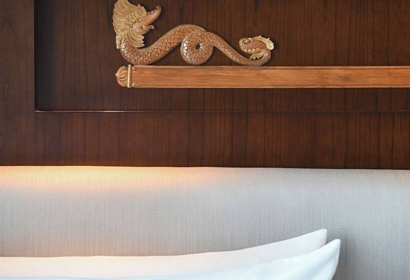 Номер Deluxe, Le Meridien Jakarta