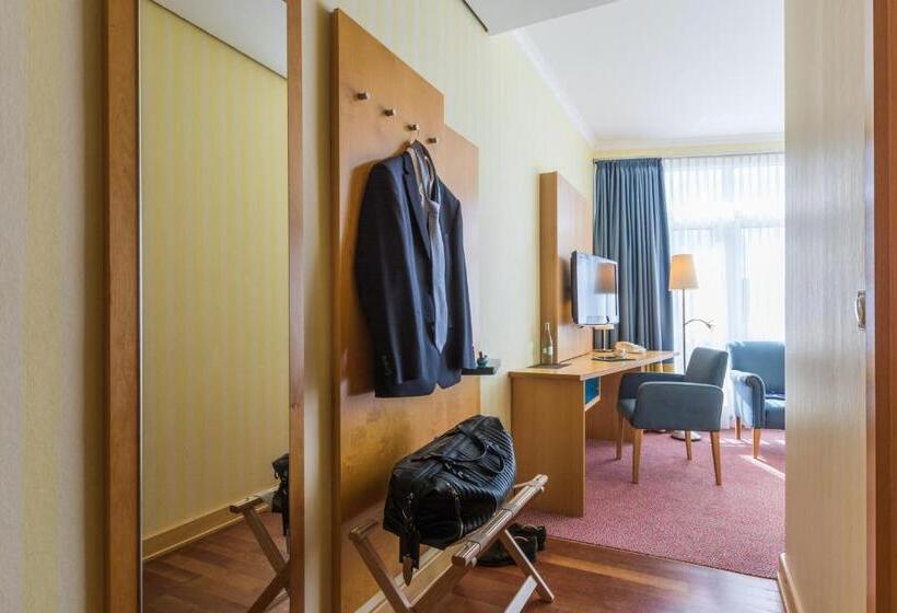 Номер Стандарт Индивидуальный, Strand Hotel Hübner