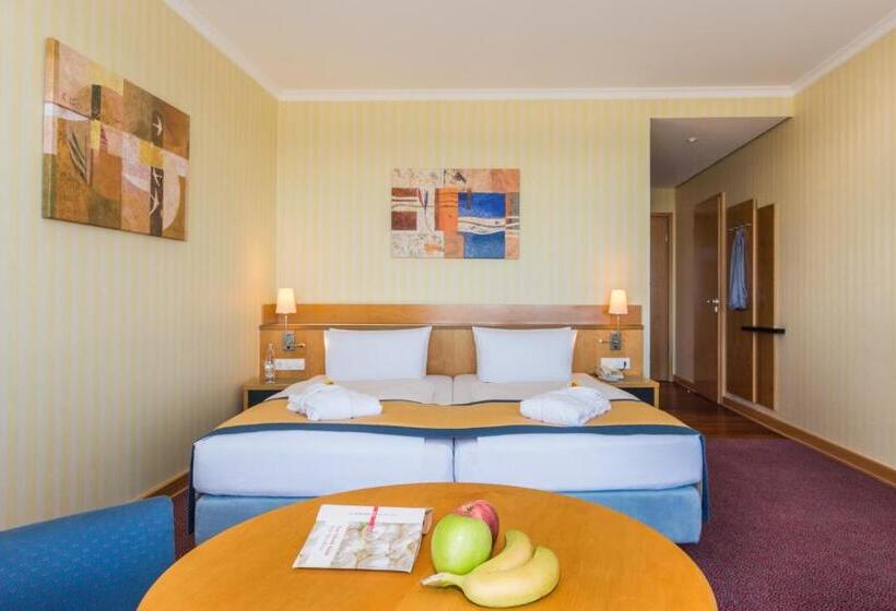 Номер Стандарт, Strand Hotel Hübner