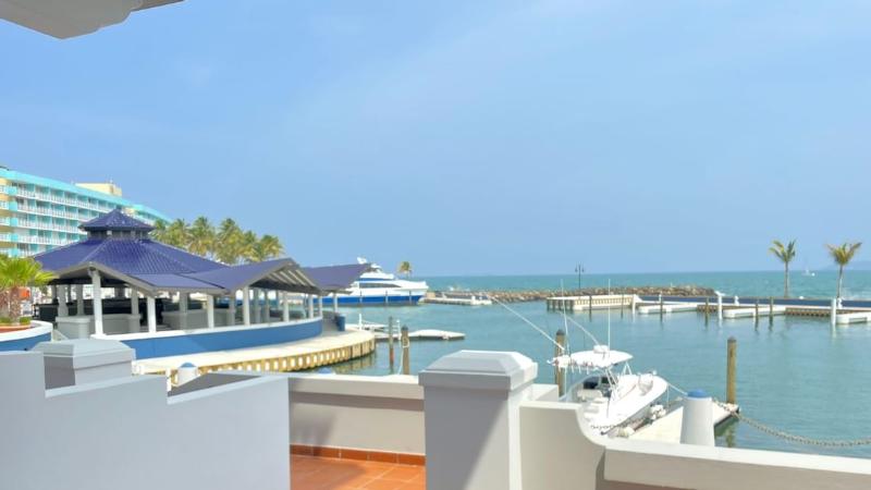 اتاق لوکس با تخت بزرگ, El Conquistador Resort  Puerto Rico