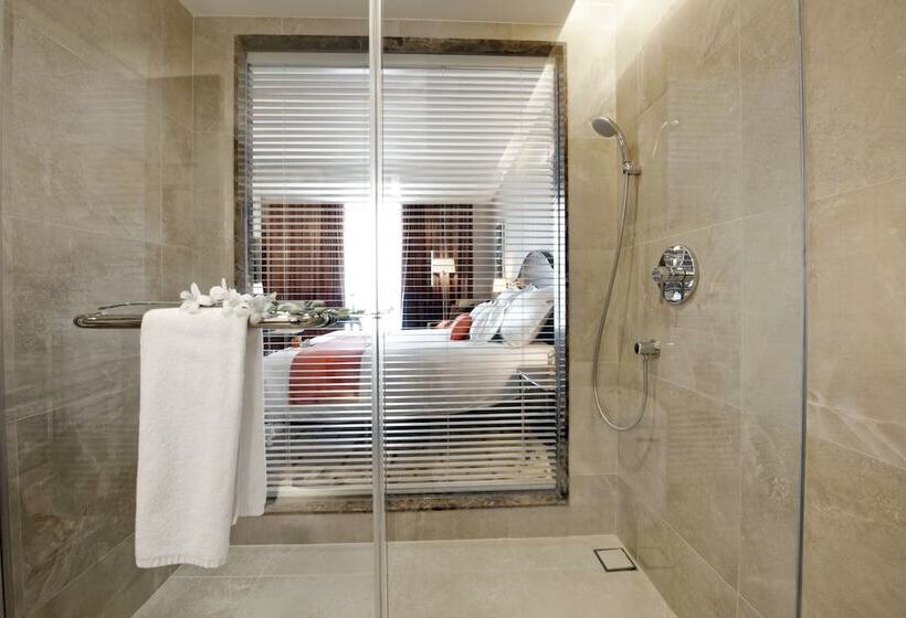 デラックスルーム, Eastin Grand Hotel Saigon