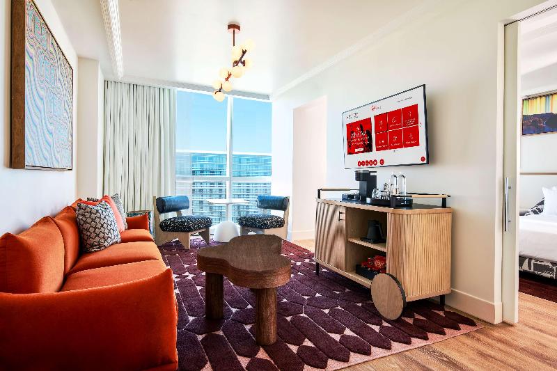 سوییت, Regal Hongkong