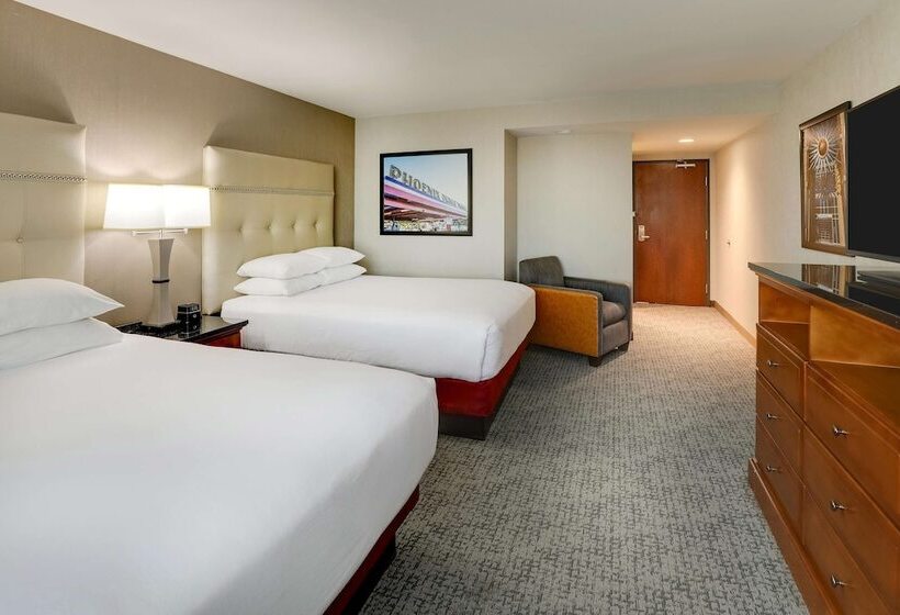 חדר דלוקס עם מרפסת טרסה, Drury Inn & Suites Phoenix Airport