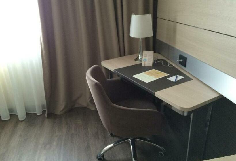 اتاق اجرایی, Novotel Brescia Due