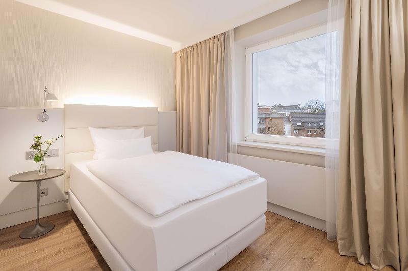 Номер Стандарт, NH Frankfurt Airport West
