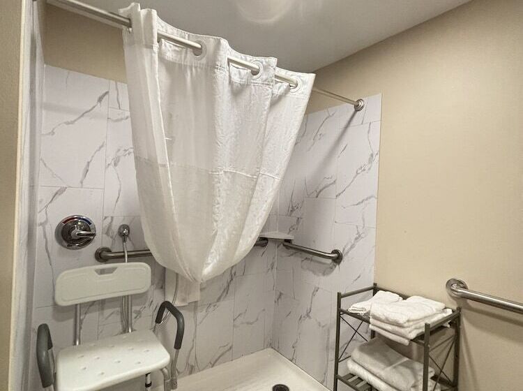 Номер Deluxe, Baymont By Wyndham Lake Park Valdosta I75