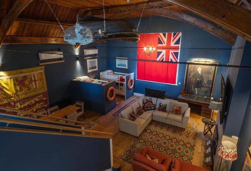 Family Suite, The George Hotel And Beach Club