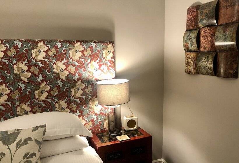 Номер Superior, Westwood House