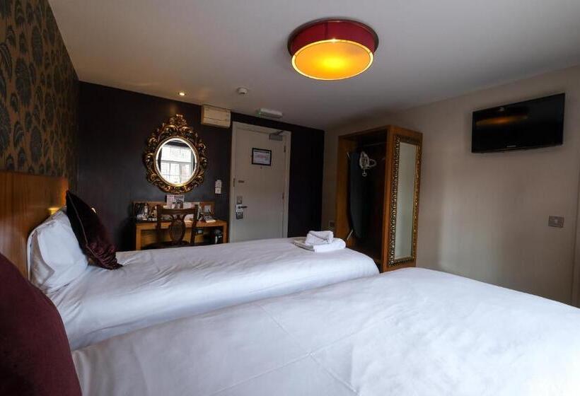 Номер Стандарт, The Unicorn Hotel Wetherspoon