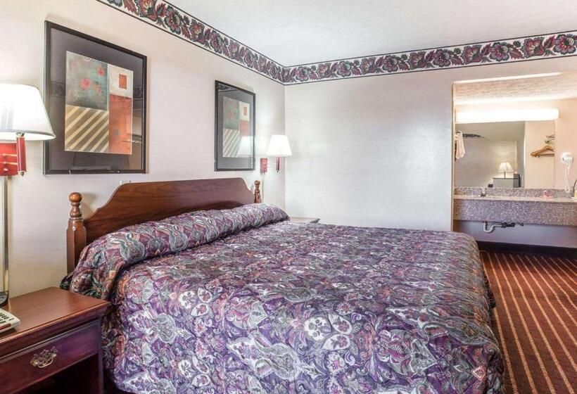 스탠다드 룸 킹사이즈 침대, Econo Lodge