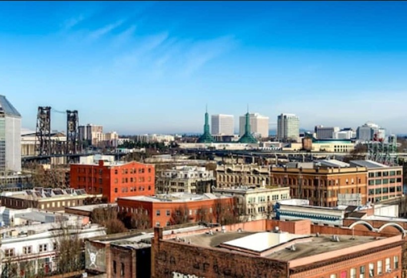 Президентский Люкс, Embassy Suites By Hilton Portland Downtown