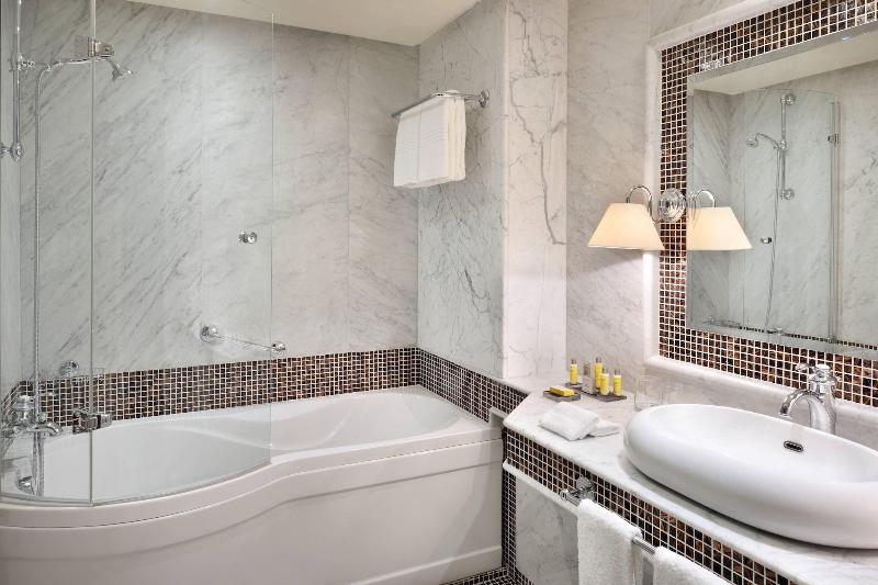 اتاق لوکس با چشم‌انداز باغ, Fes Marriott Hotel Jnan Palace