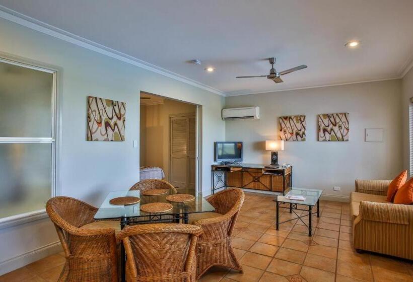 آپارتمان 1 خوابه با چشم‌انداز استخر, Moonlight Bay Suites