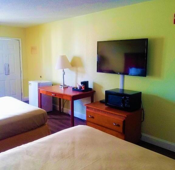 Номер Стандарт Адаптированный для Инвалидов, Sylvania Inn Sylvania,statesboro, Ga Georgia Southern Univ Gsu
