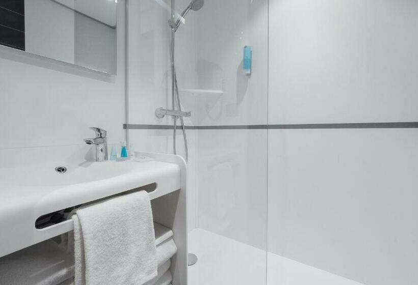 Номер Стандарт, Moxy Annecy