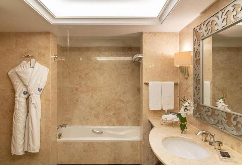Семейный Номер Вид на Море, Beach Rotana   Abu Dhabi