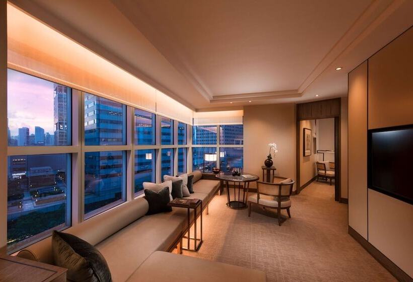 سوییت, Conrad Centennial Singapore