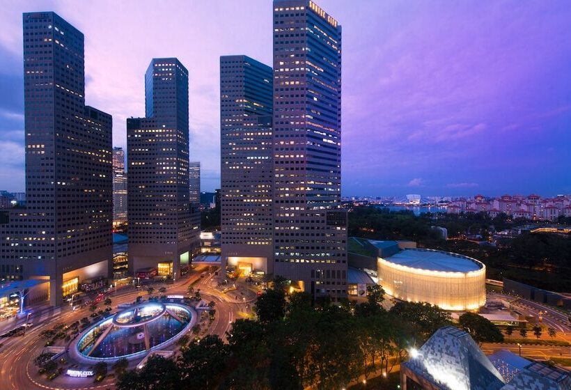 سوئیت خانواده 2 خوابه, Conrad Centennial Singapore