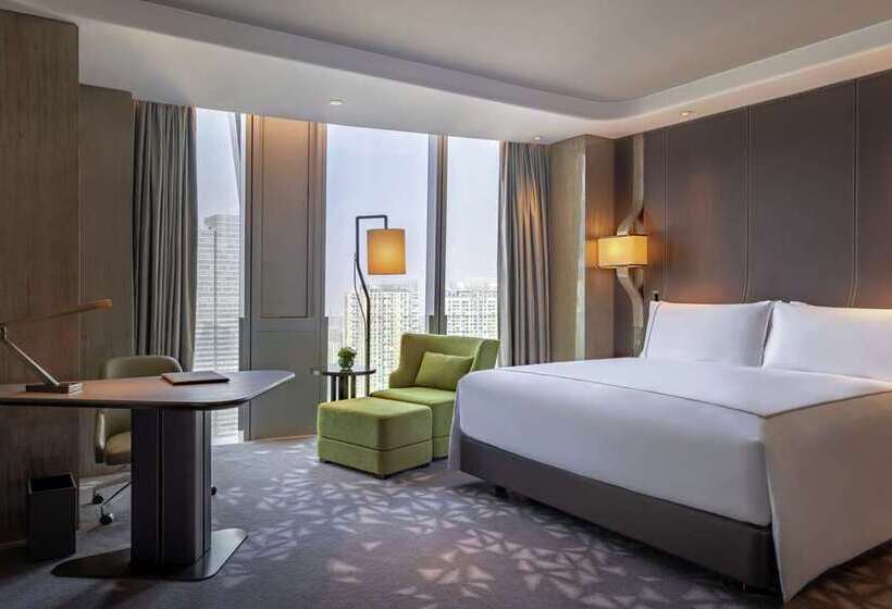 اتاق لوکس با تخت بزرگ, Conrad Centennial Singapore