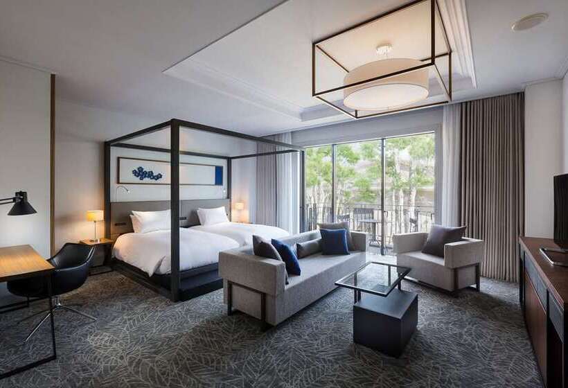 اتاق لوکس, Conrad Centennial Singapore