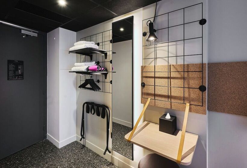 Номер Стандарт, Moxy Annecy