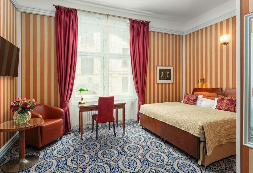 اتاق لوکس, Paris Prague