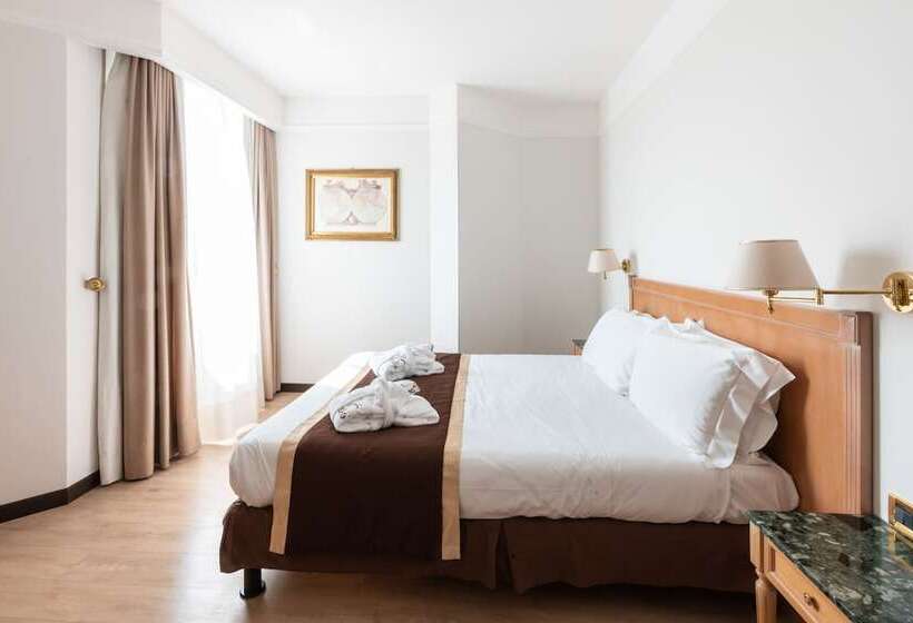 Quarto Clássico, Shg Hotel De La Ville