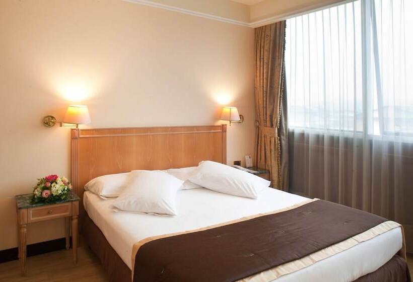 Quarto Clássico, Shg Hotel De La Ville
