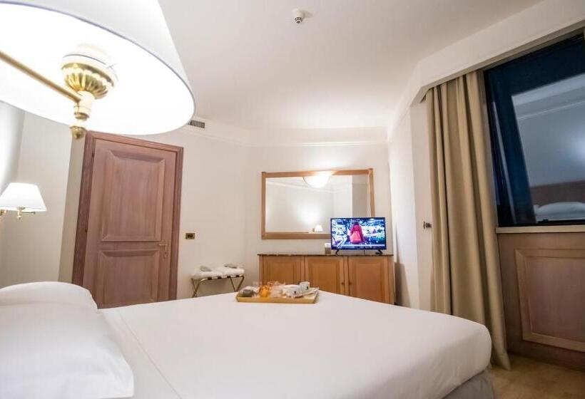 Suíte, Shg Hotel De La Ville