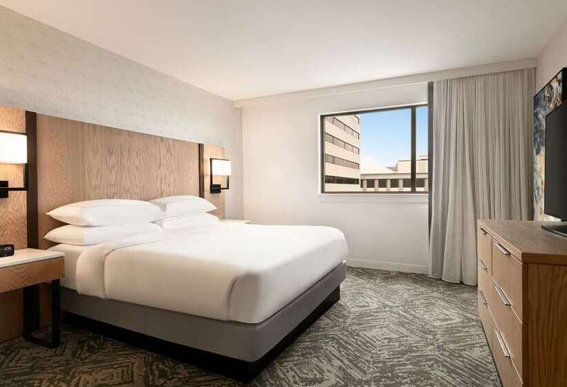 스탠다드 룸 킹사이즈 침대, Doubletree By Hilton Newark Penn Station