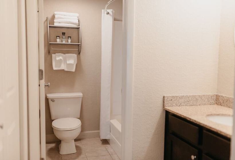 キングサイドベッドのスタンダードワンルーム, Eastland Suites Hotel & Conference Center