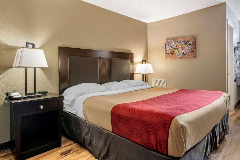 Стандартный Номер Кровать Кинг, Econo Lodge Sebring