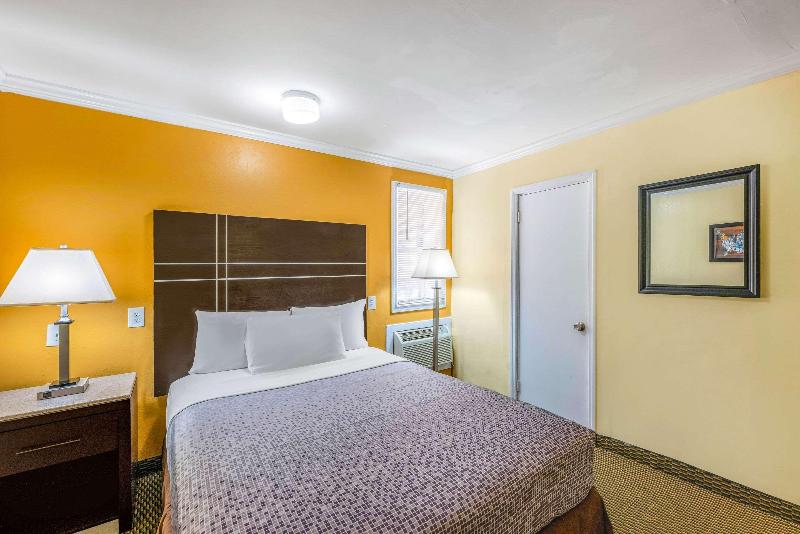 스탠다드 룸, Econo Lodge Beach And Boardwalk