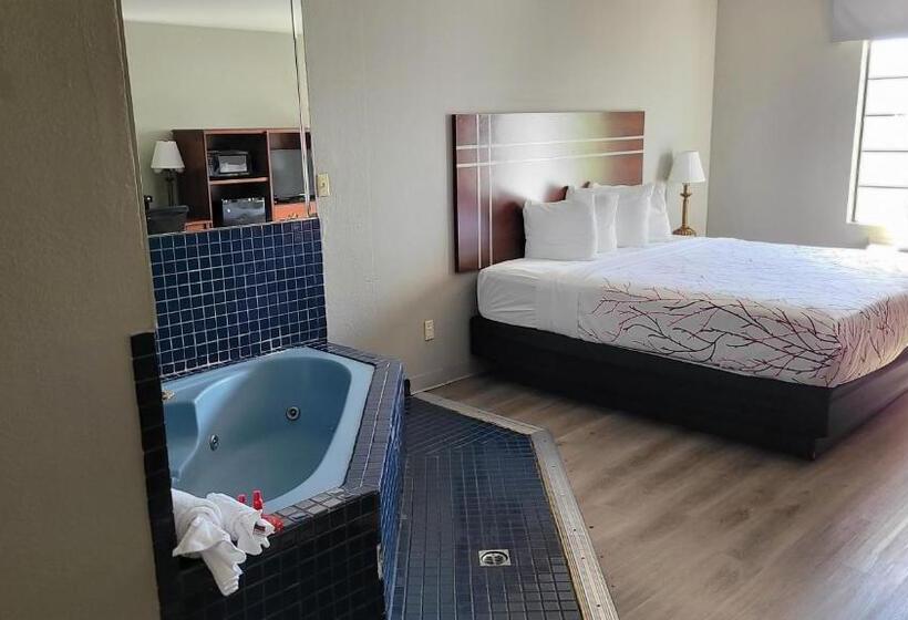 带大床的标准间, Rancho San Diego Inn & Suites