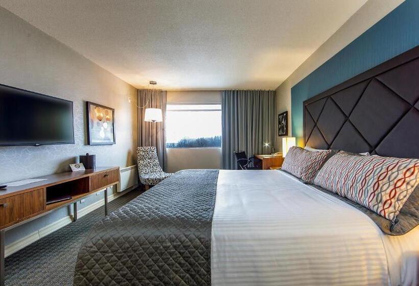 Quarto Premium, Universel Montréal