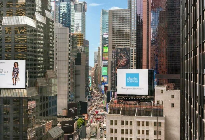 اتاق لوکس با چشم‌انداز, M Social Hotel Times Square New York